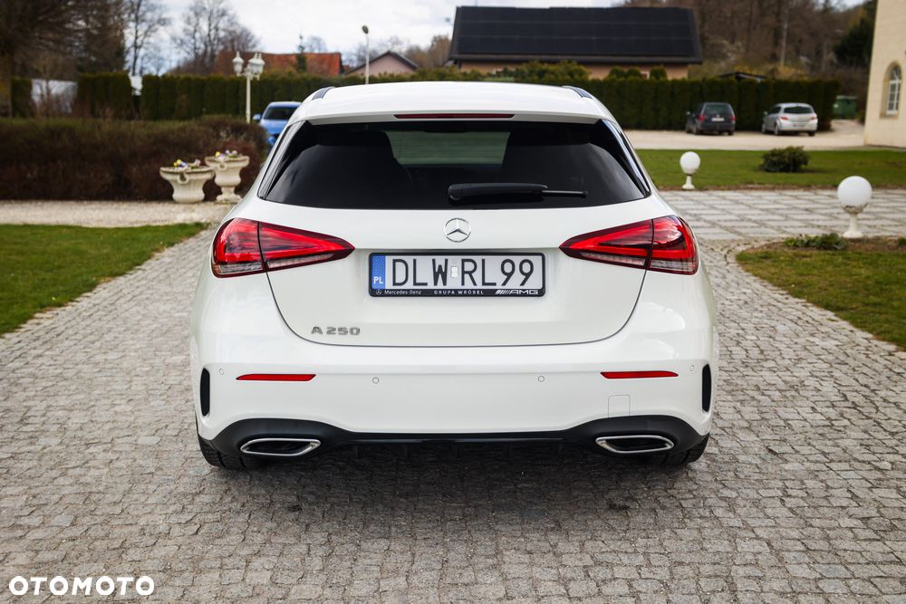 Mercedes-Benz Klasa A 250 AMG Line 7G-DCT - 10