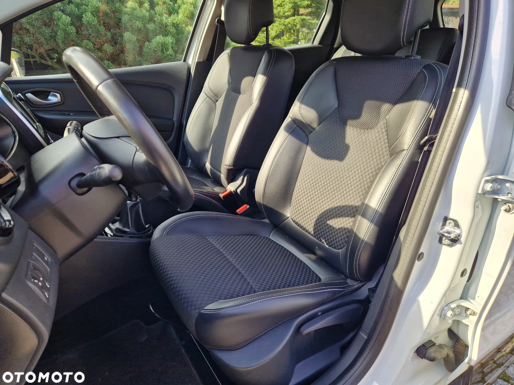 Renault Clio 0.9 Energy TCe Limited 2018 - 17