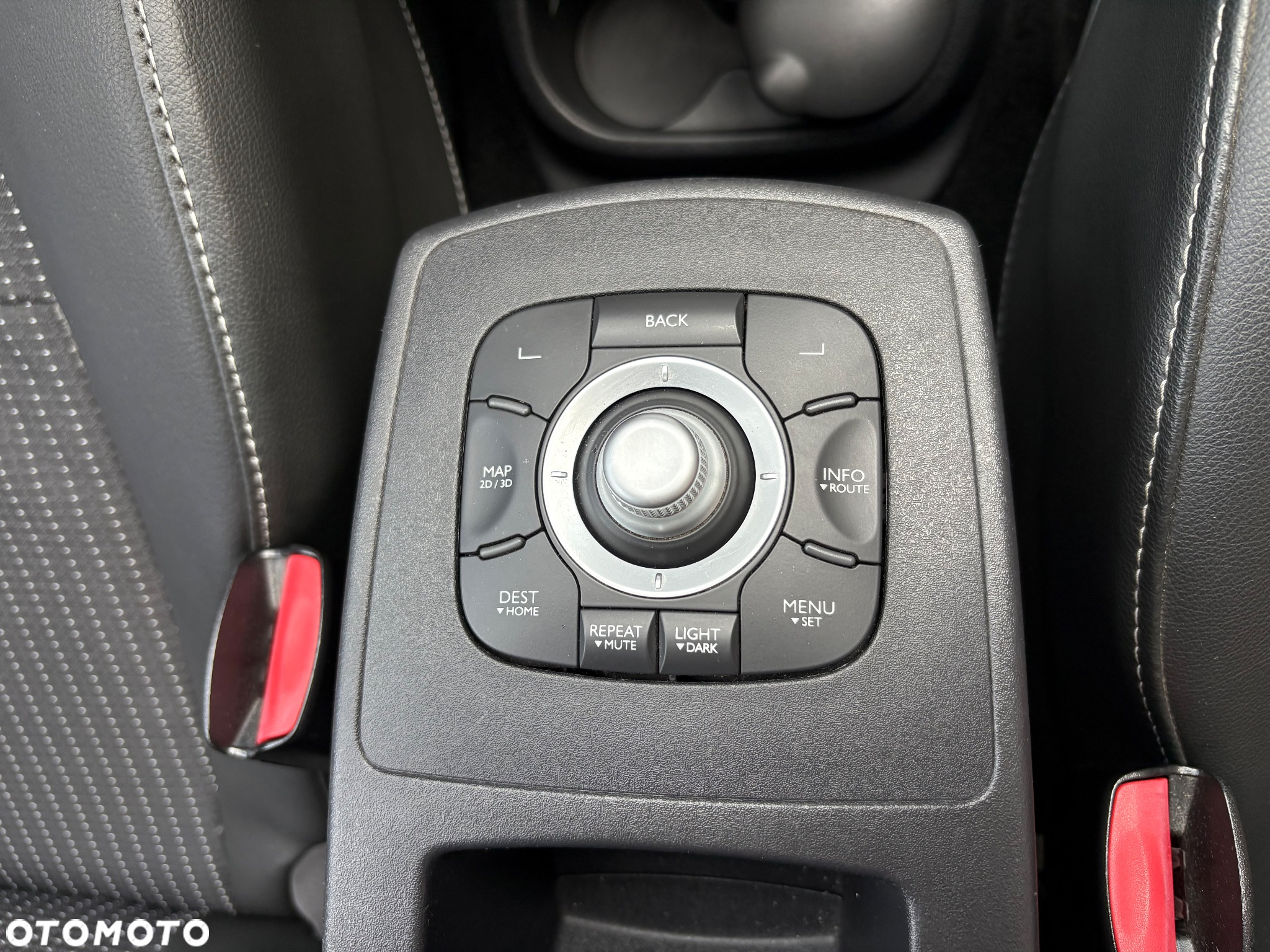 Renault Scenic 1.5 dCi Bose EDition EDC - 32