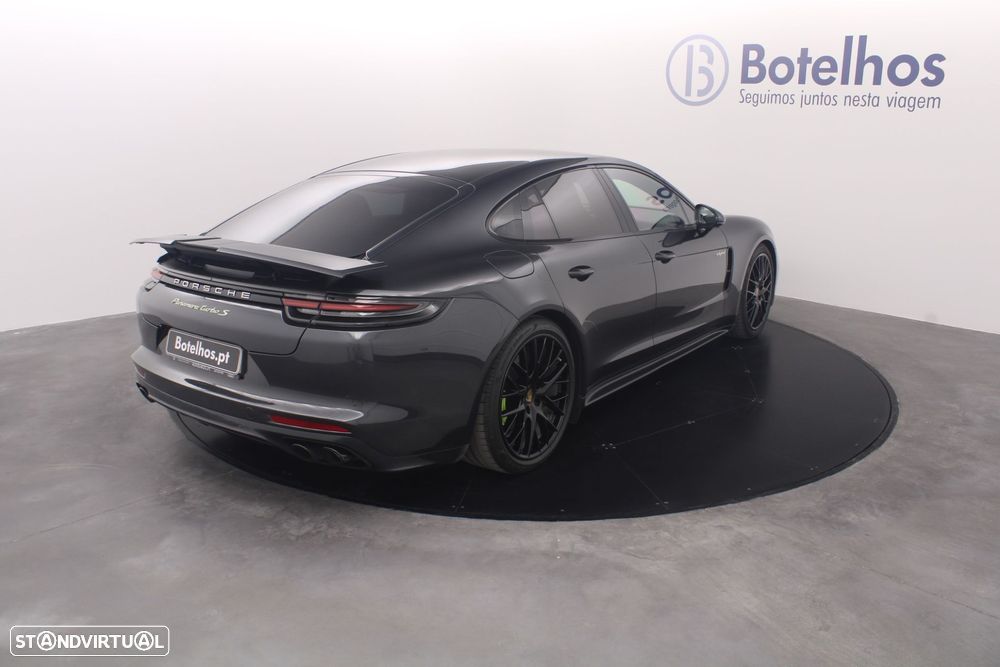 Porsche Panamera - 7
