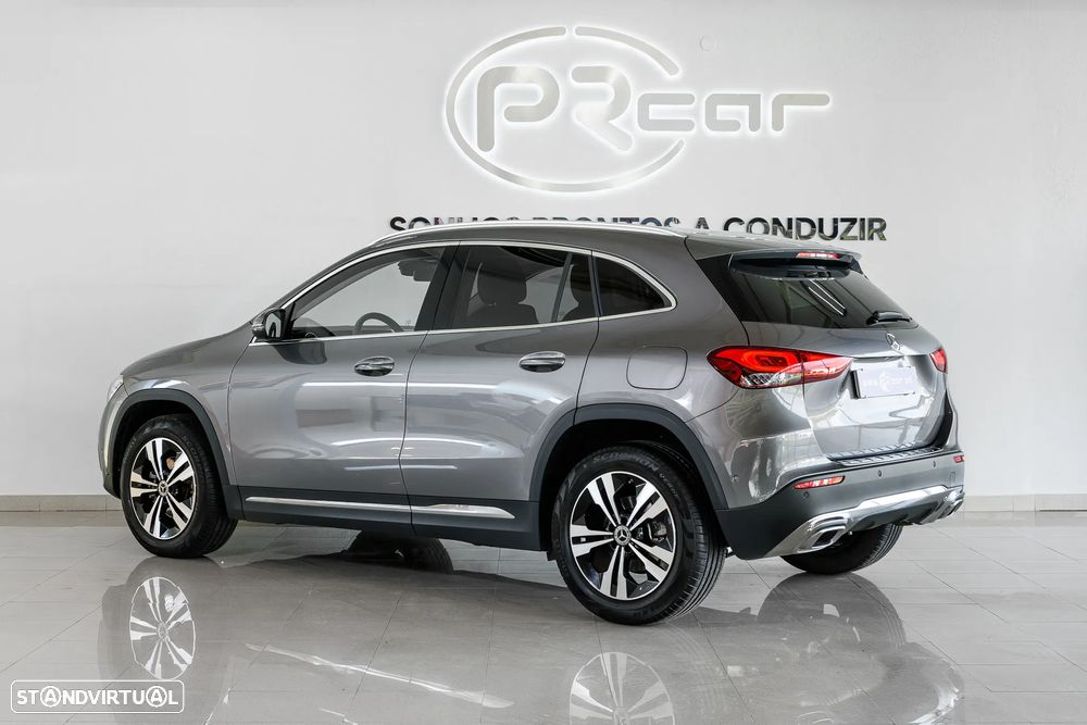 Mercedes-Benz GLA 180 7G-DCT Progressive - 4