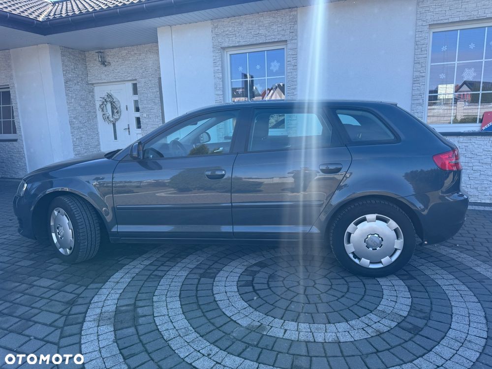 Audi A3 Sportback 1.4 TFSI Attraction - 11