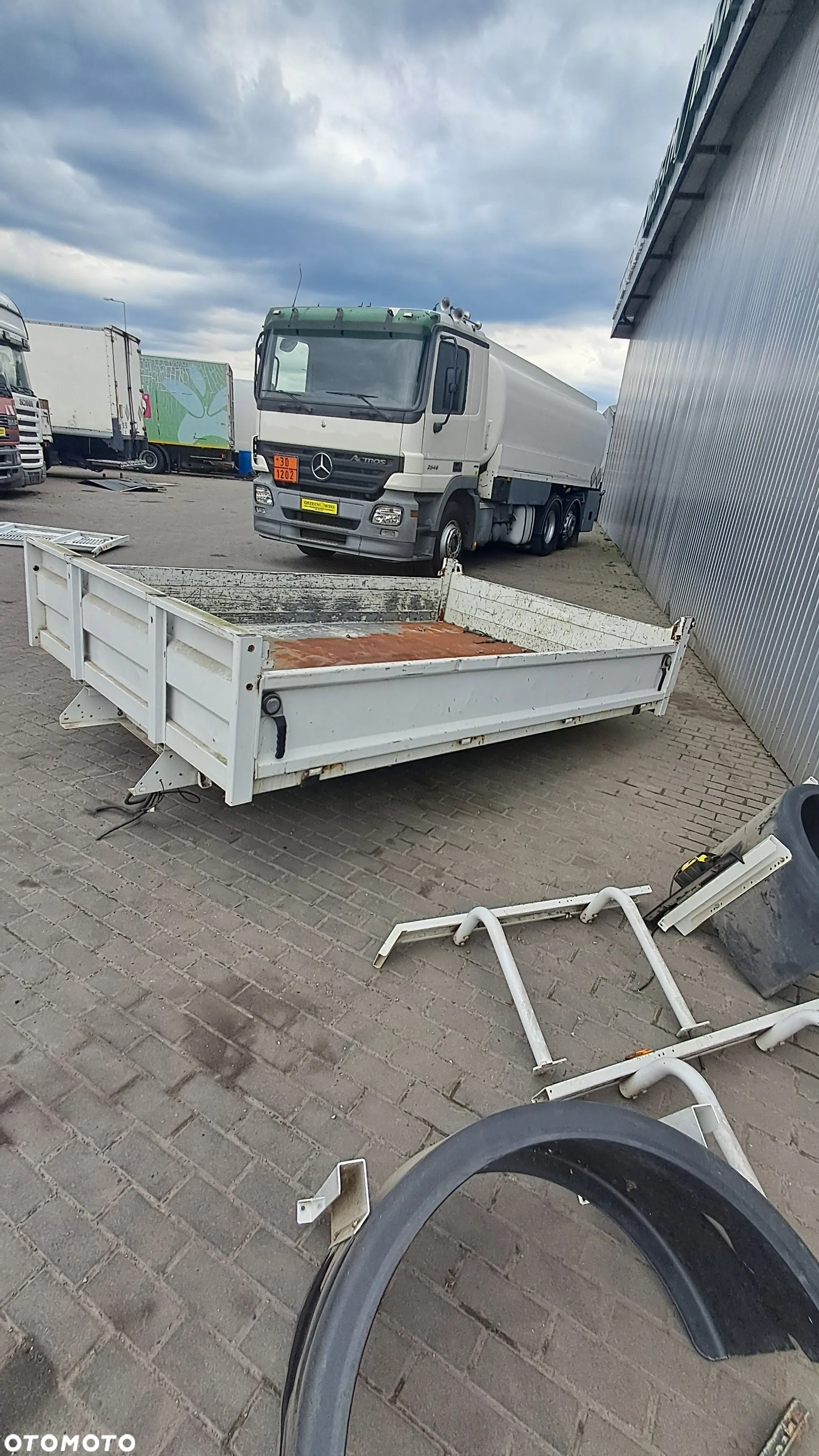 Zabudowa wywrotka 3m iveco daily bus wywrot elektryczny cabreta - 21