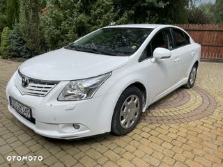 Toyota Avensis 2.0 D-4D Luna - 1