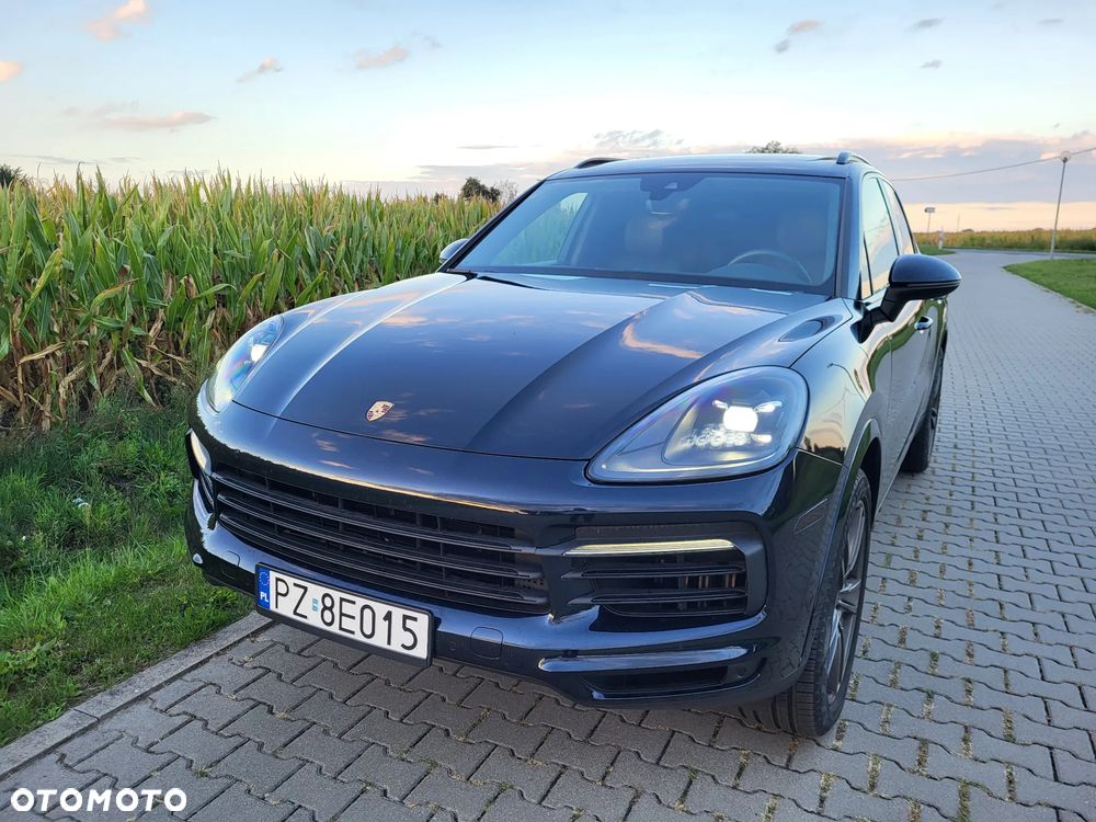 Porsche Cayenne Standard - 2