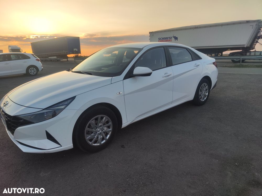 Hyundai Elantra 1.6 l 123 CP 6MT Comfort - 9
