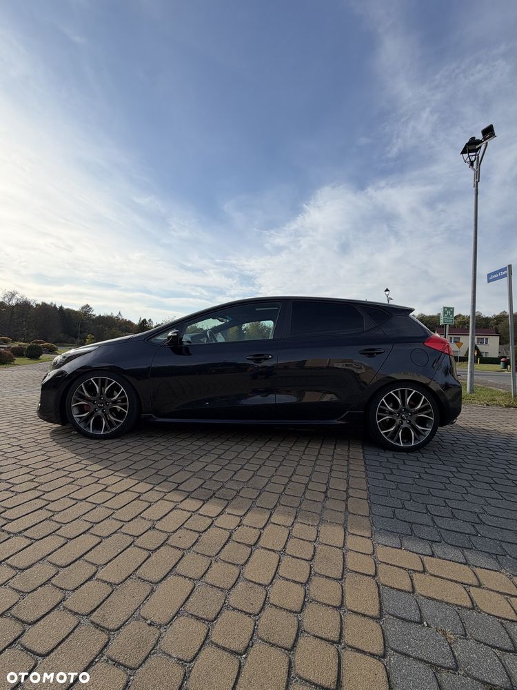 Kia Ceed - 7