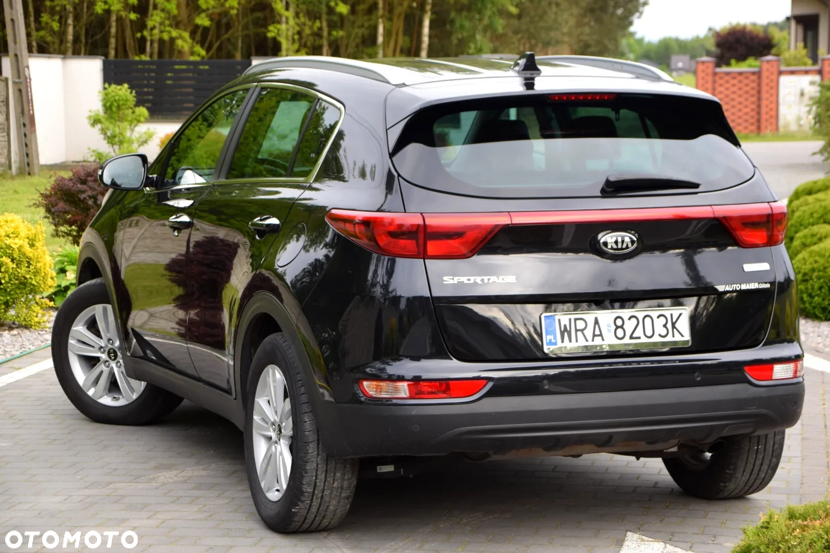 Kia Sportage 1.7 CRDI 2WD Dream-Team Edition - 9