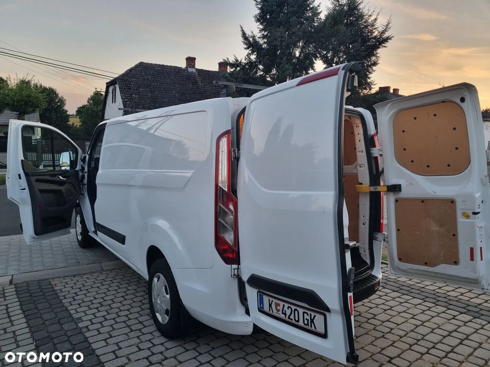 Ford Custom L2H1 - 28