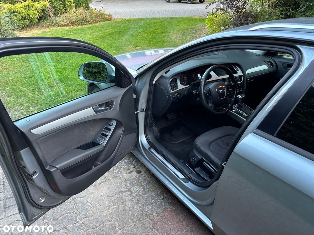 Audi A4 Avant null - 8