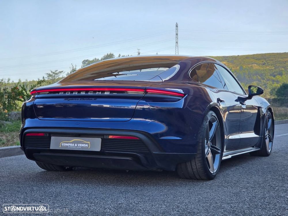 Porsche Taycan Turbo S - 2