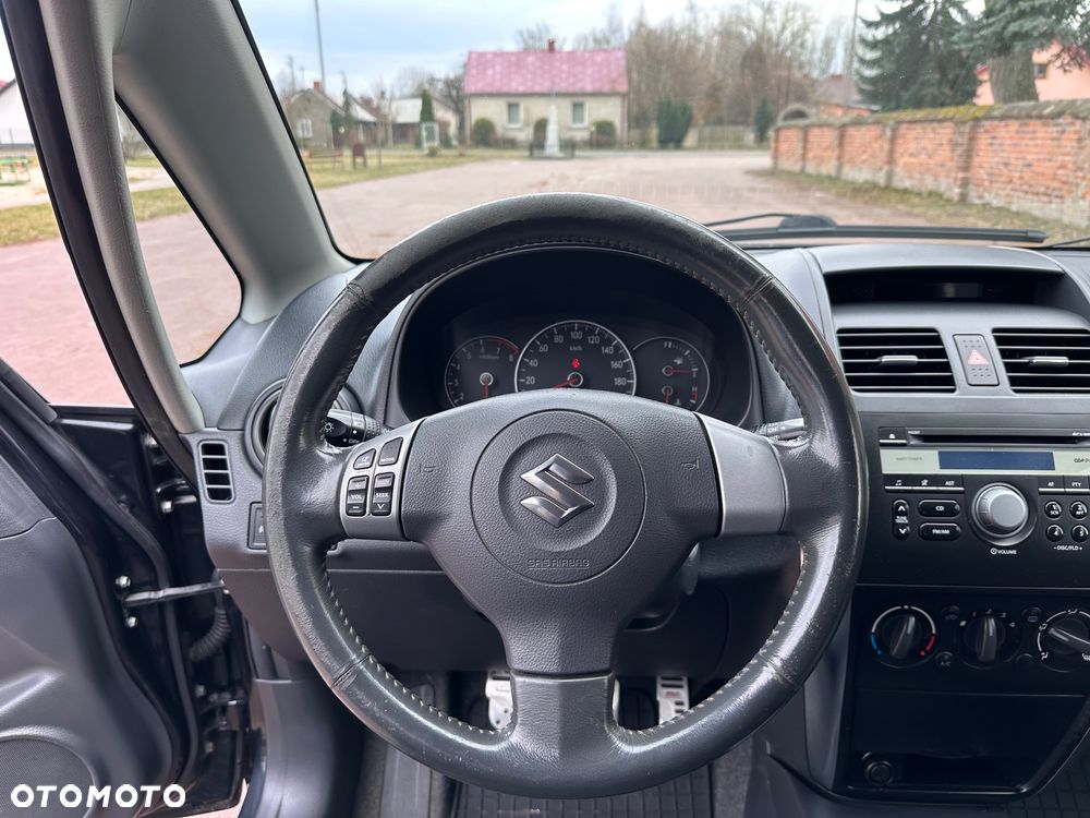 Suzuki SX4 - 17