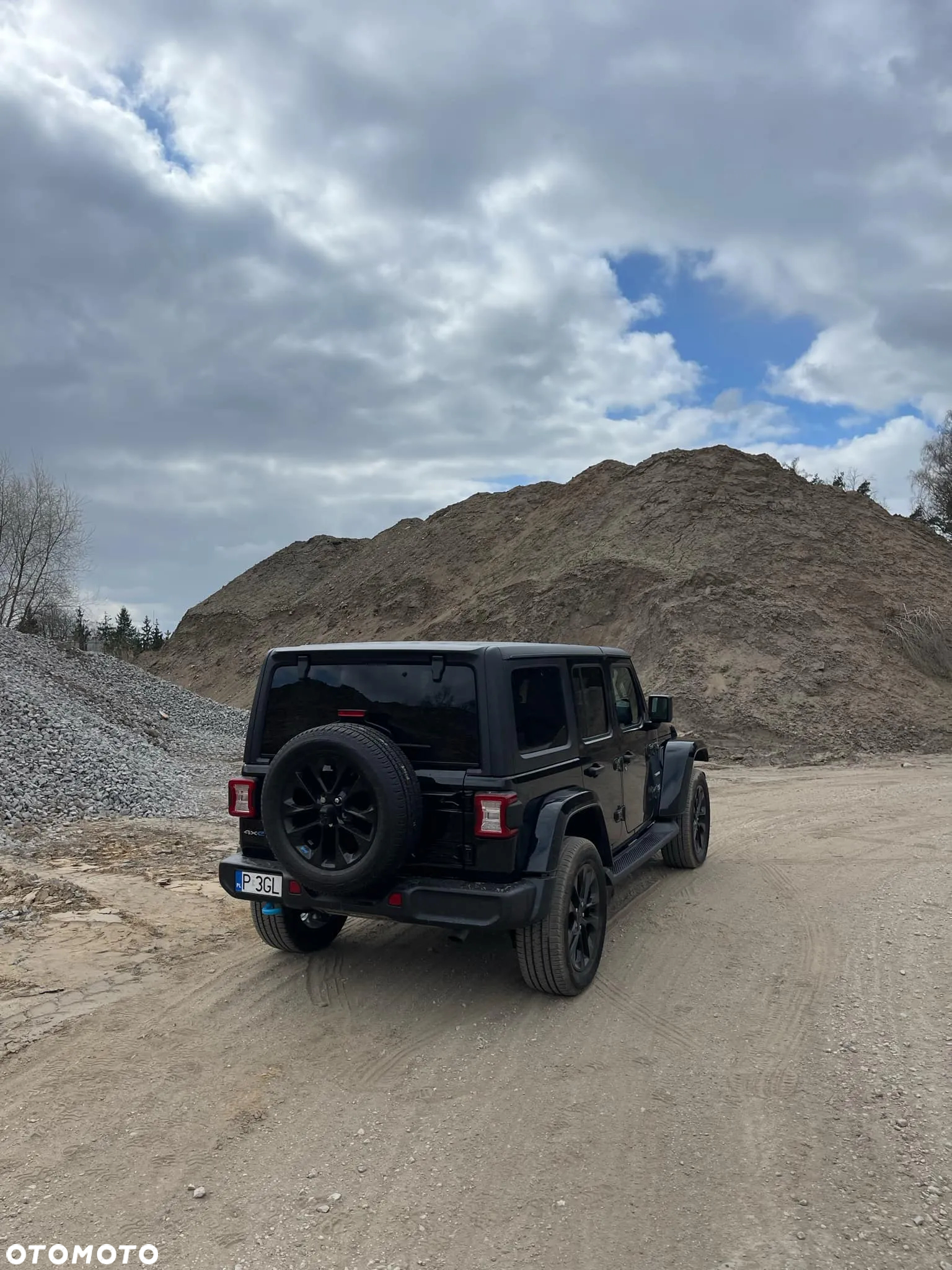 Jeep Wrangler - 4