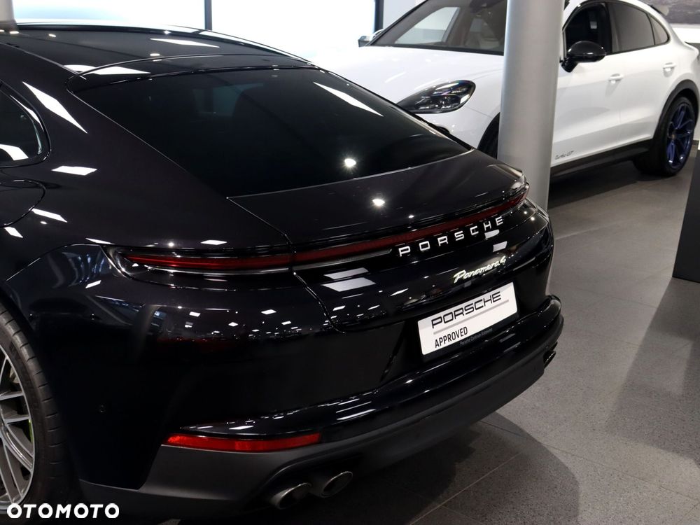 Porsche Panamera 4 E-Hybrid PHEV - 37