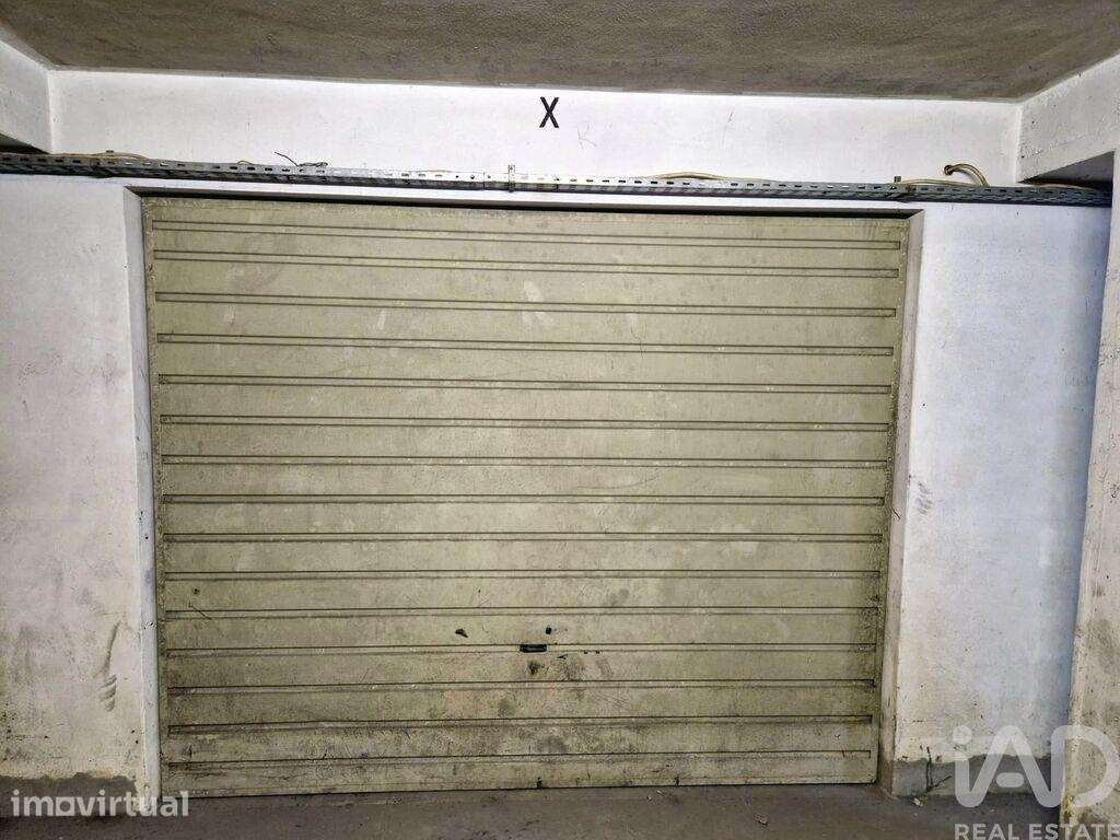 Parque de Estacionamento / Garagem / Box em Viana do Castelo e Meadela - Grande imagem: 2/8