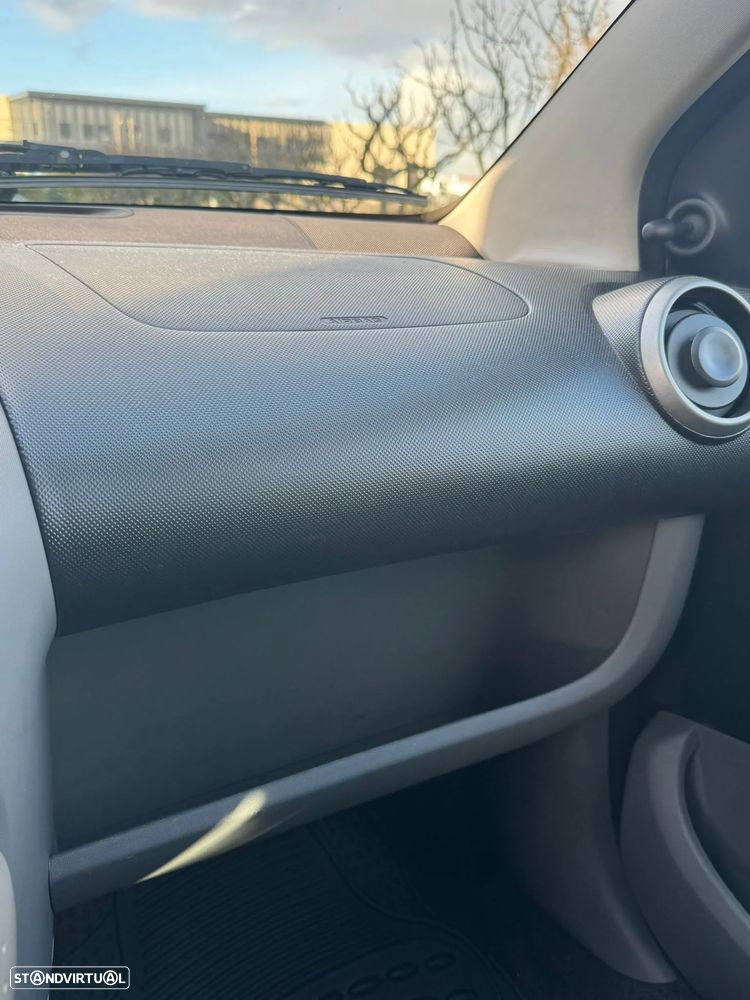 Citroën C1 1.0 X - 11