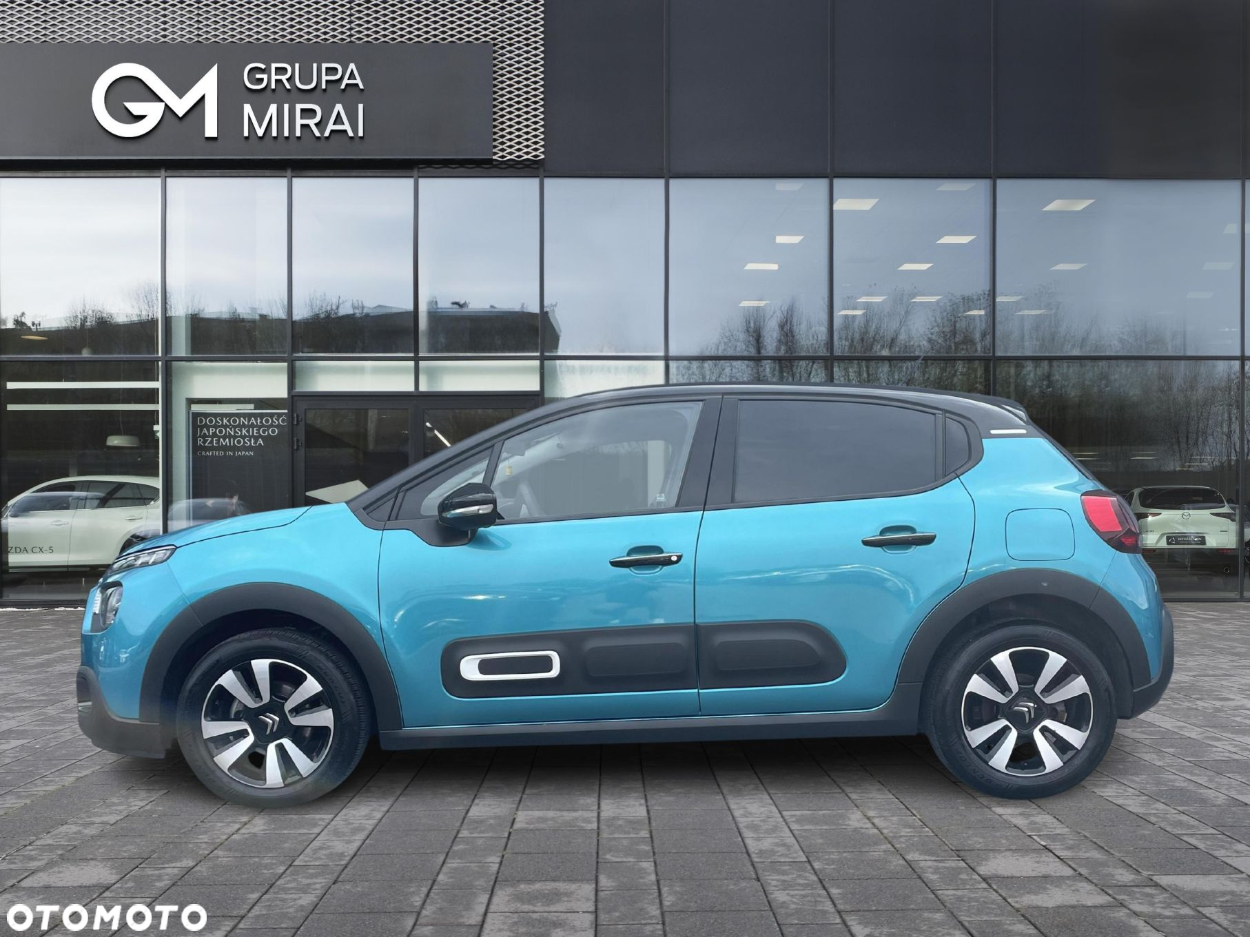 Citroën C3 1.2 PureTech Shine EAT6 - 2