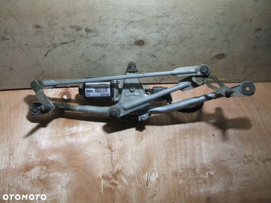 FIAT 500L MECHANIZM WYCIERACZEK SILNICZEK EUROPA W000035841 798000358414 - 2