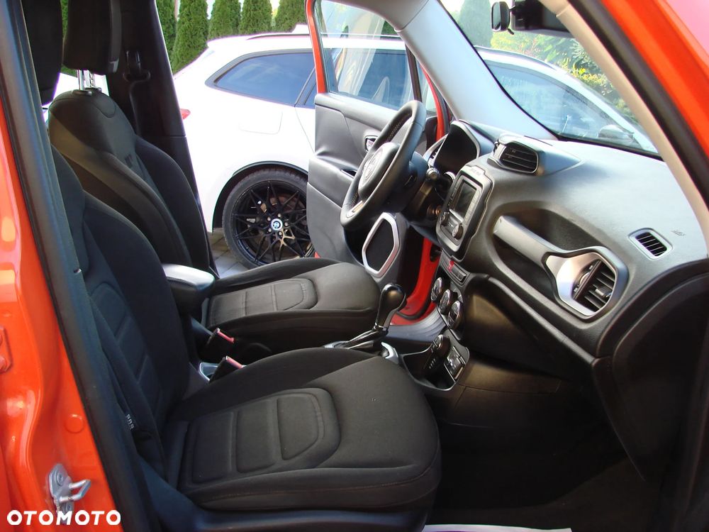 Jeep Renegade - 24