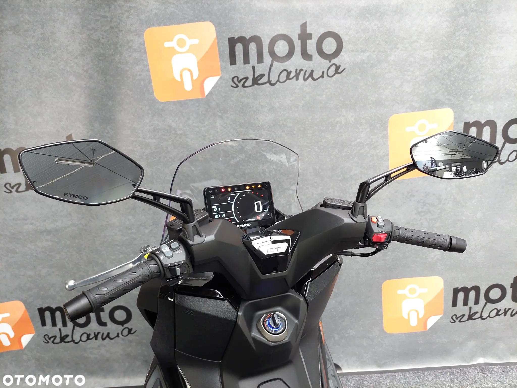 Kymco Downtown - 10