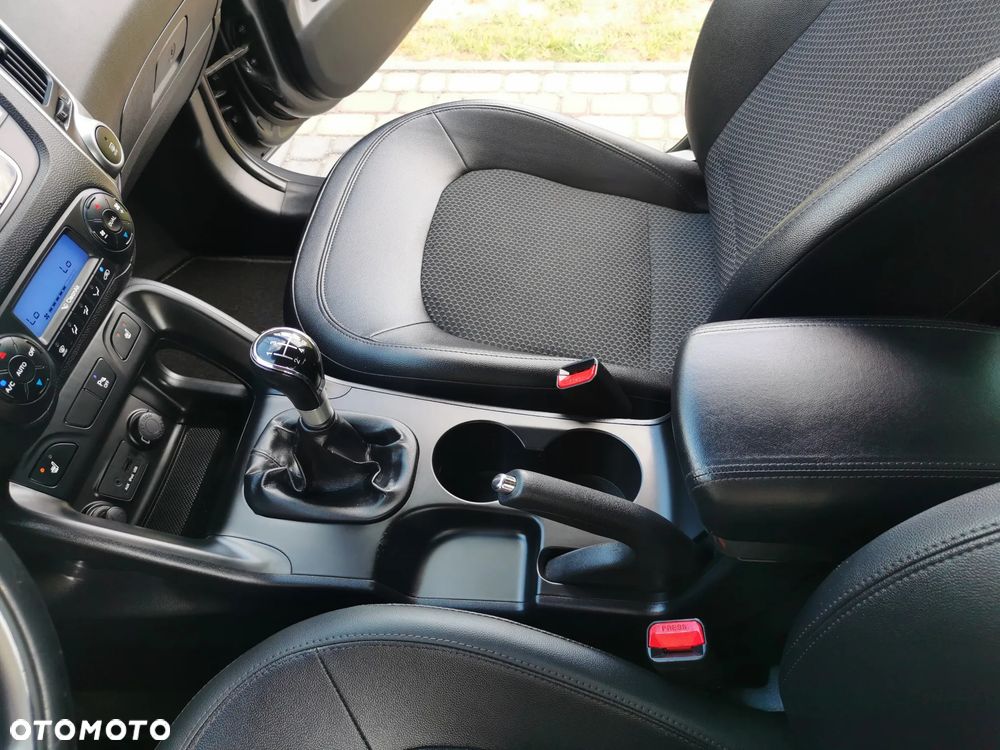 Hyundai ix35 2.0 2WD Style - 35