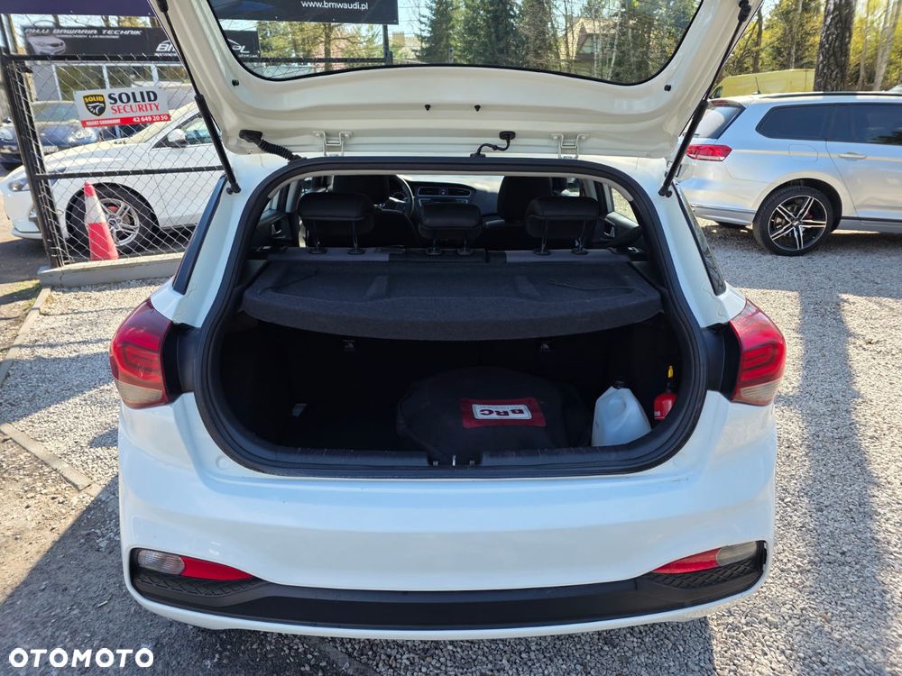 Hyundai i20 1.2 Comfort - 22