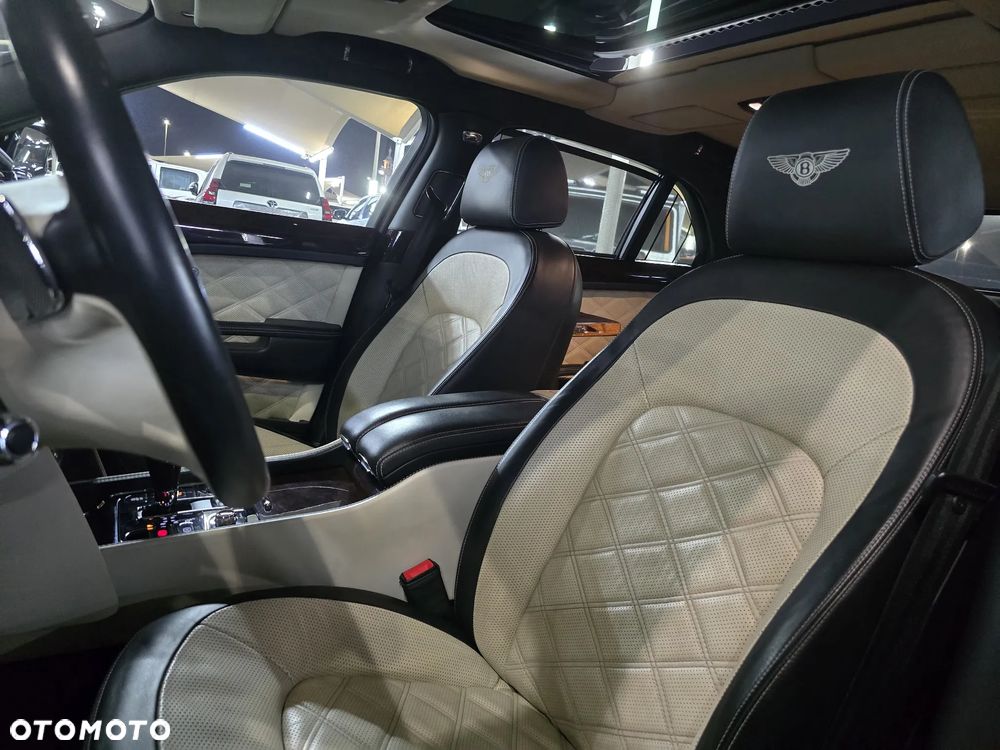Bentley Mulsanne - 21