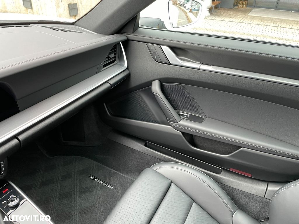 Porsche 911 Carrera PDK - 8