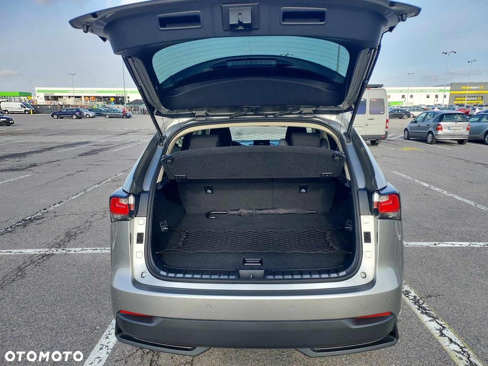 Lexus NX 300h Elite AWD - 8