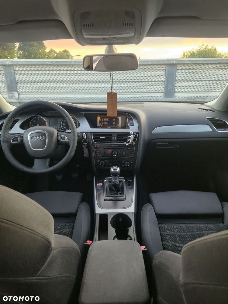 Audi A4 Limousine 2.0 TDI Limited Edition - 15