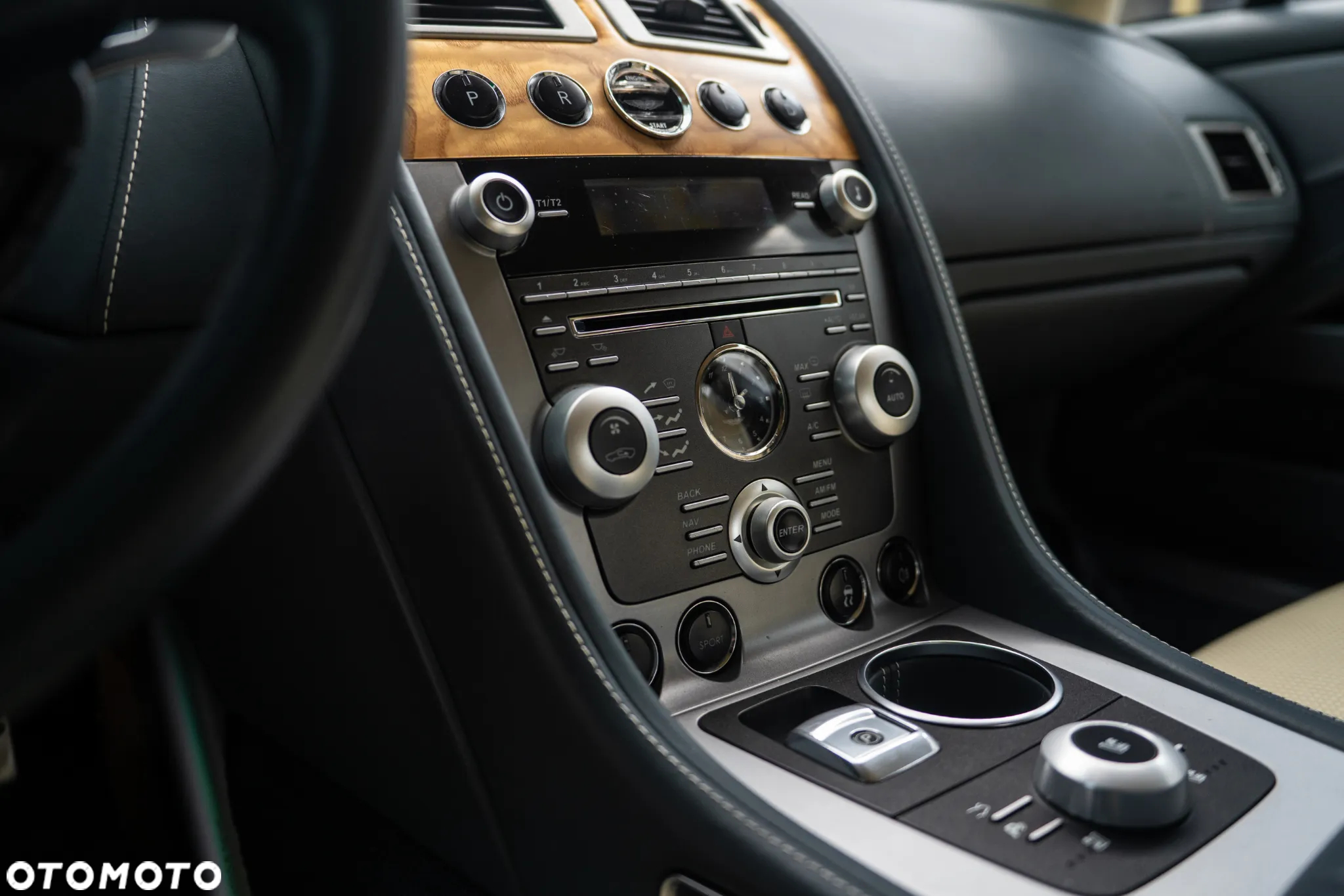 Aston Martin Rapide Touchtronic II - 27