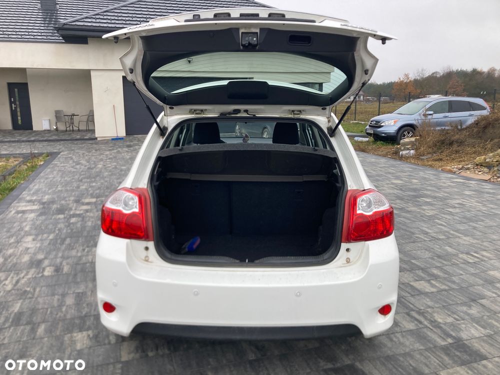 Toyota Auris 1.6 Travel - 7