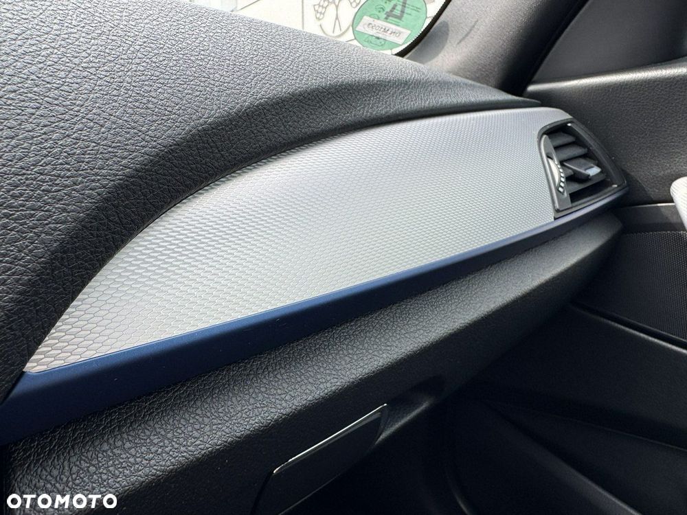 BMW Seria 1 116i Sport Line - 20