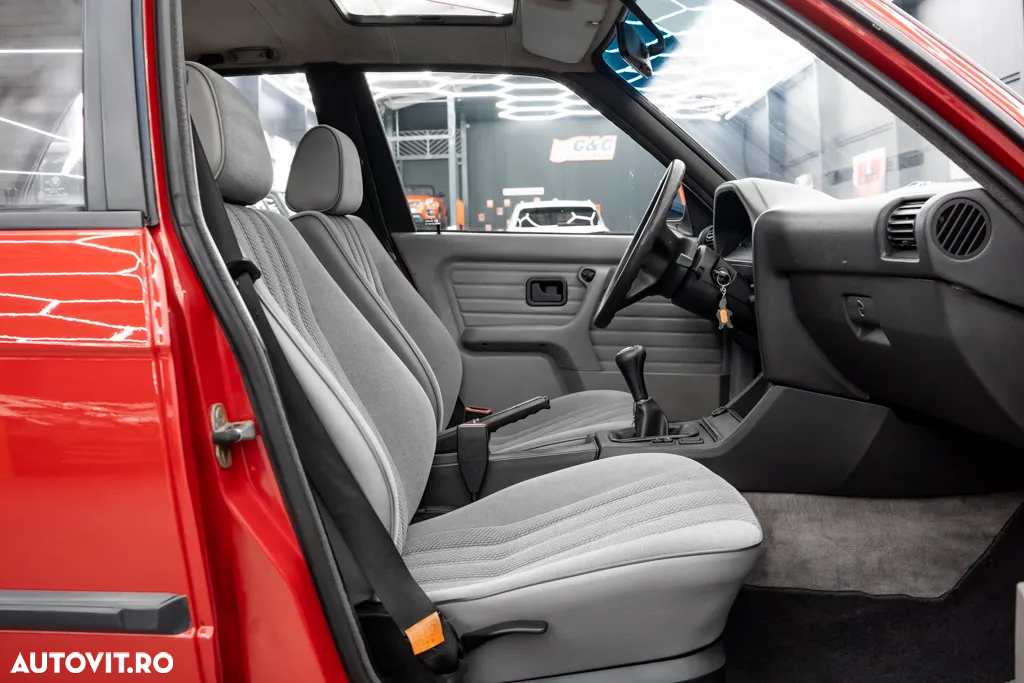 BMW Seria 3 - 12