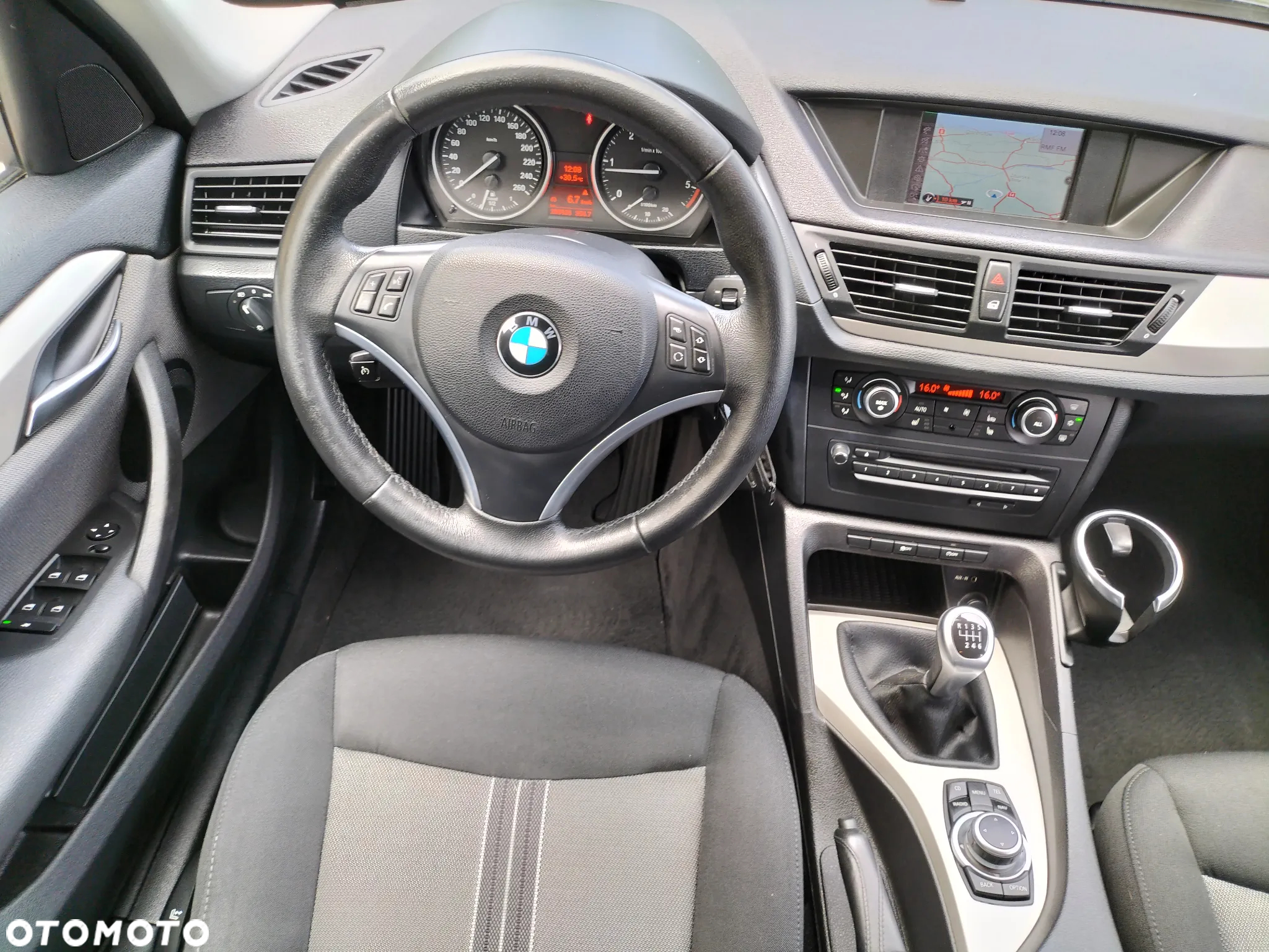 BMW X1 sDrive18d - 22