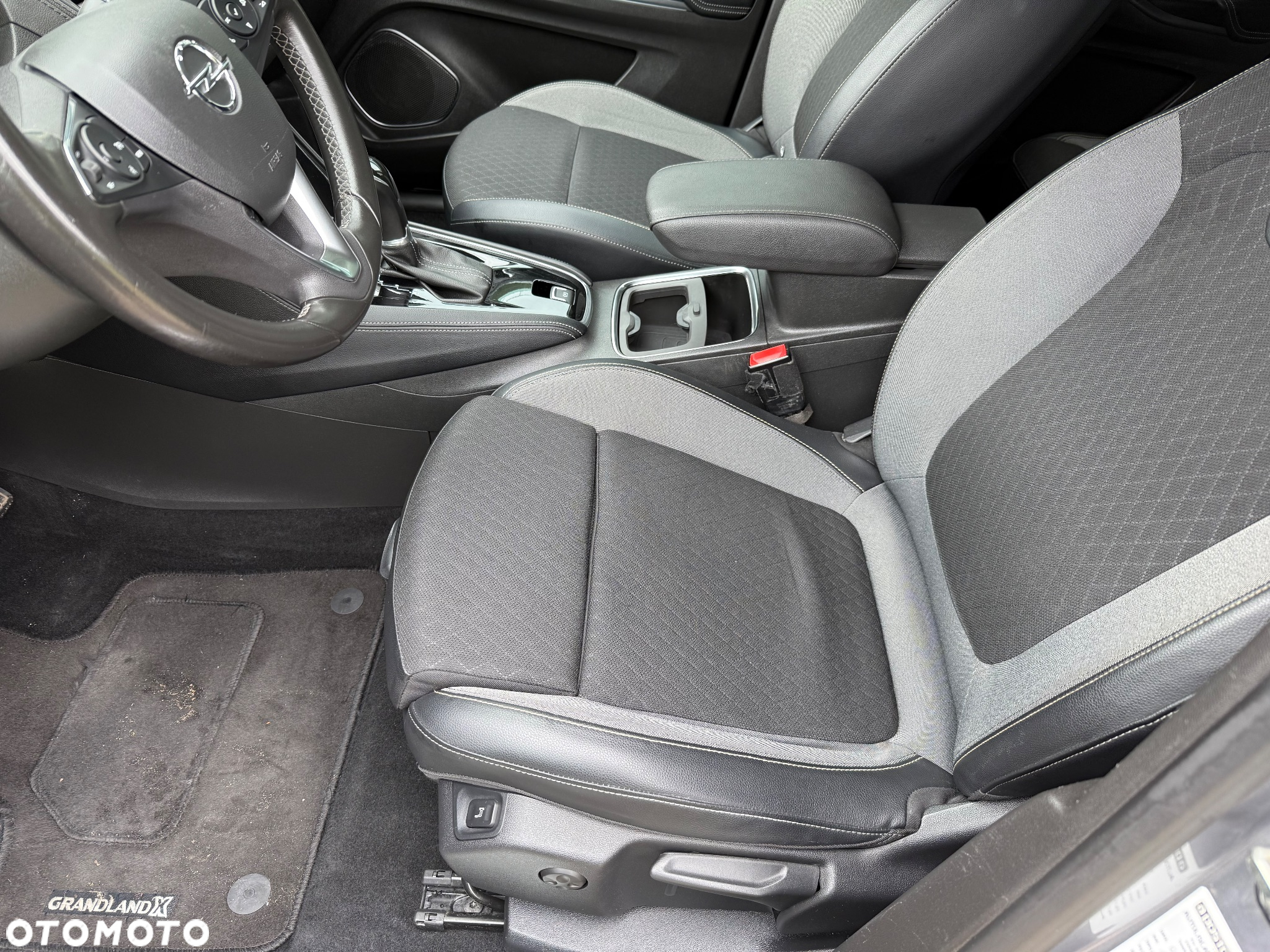 Opel Grandland X 1.5 CDTI Enjoy S&S - 14