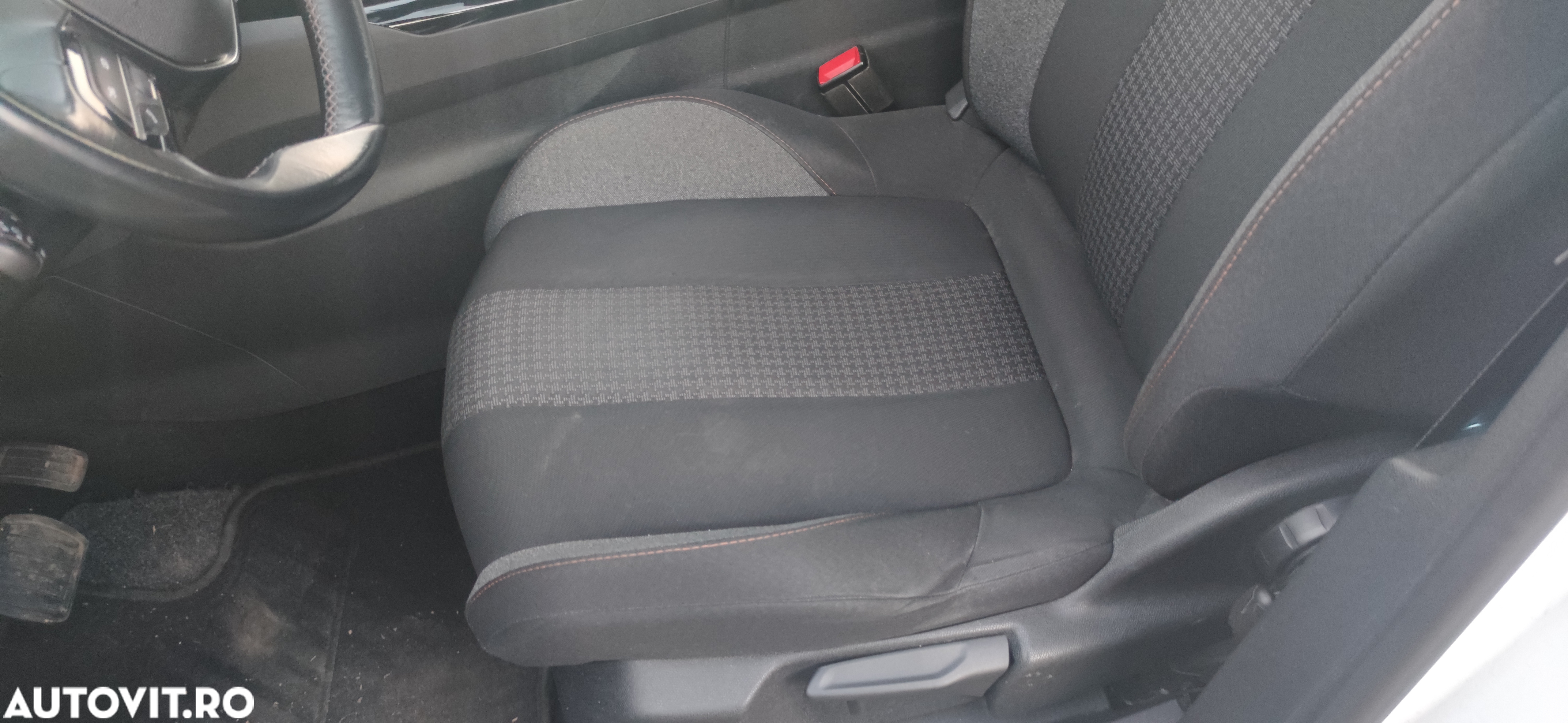 Peugeot 3008 1.5 BlueHDI S&S EAT8 Allure - 12