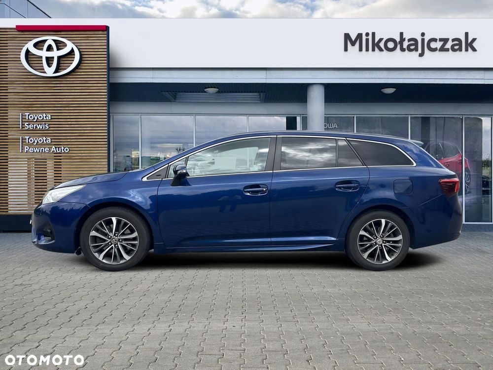 Toyota Avensis 2.0 D-4D Premium - 10
