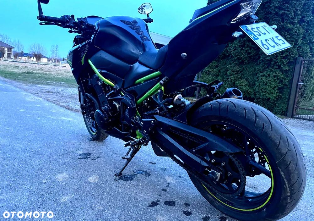 Kawasaki Z 900 - 18