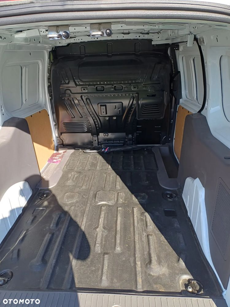 Ford Transit connect - 8