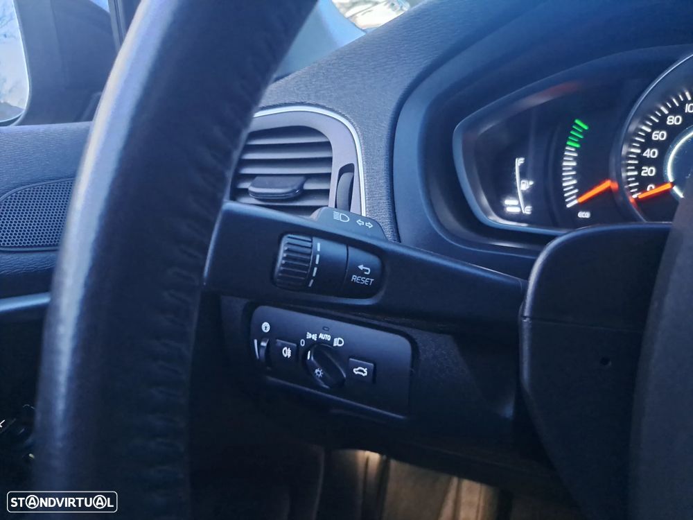 Volvo V40 1.5 T3 Sport Edition Geartronic - 18