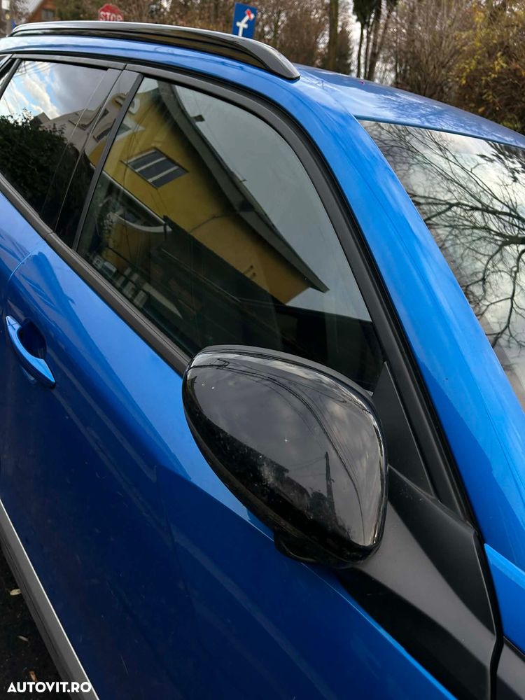 Peugeot 2008 1.2 L PureTech STT Allure - 3