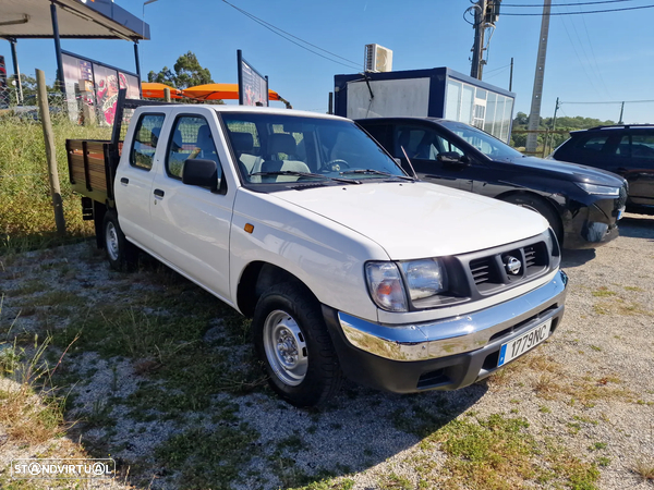 Nissan Navara D22 2.5D 5 Lug. Com IVA