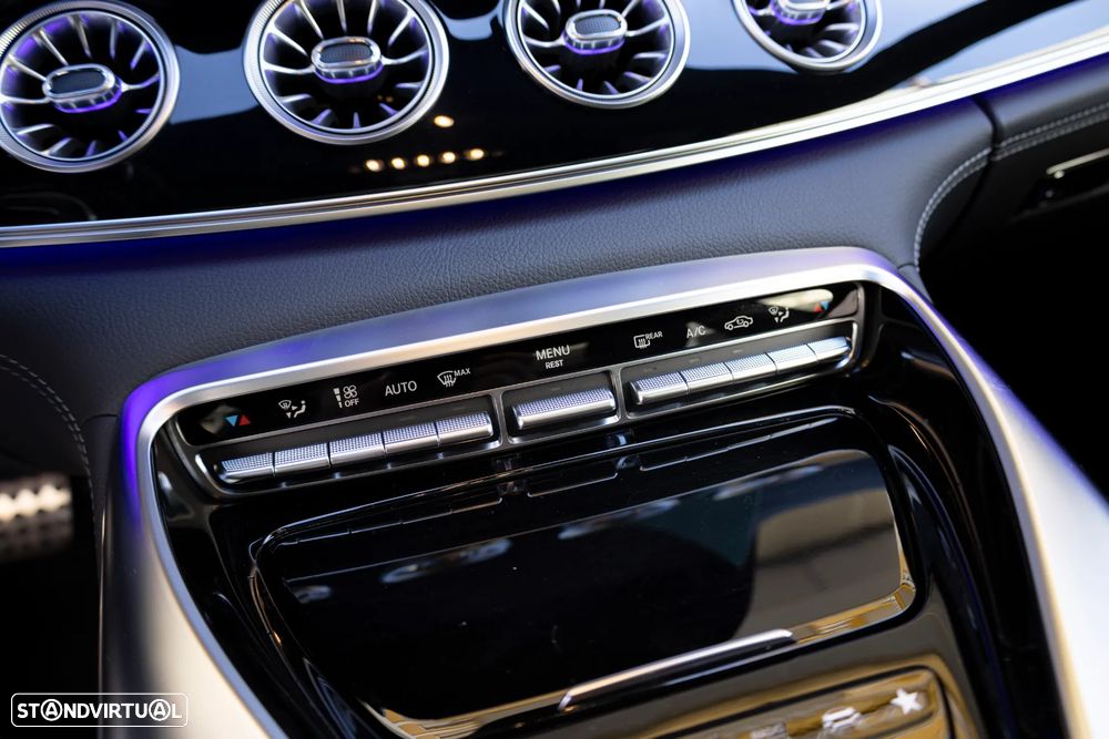 Mercedes-Benz AMG GT 53 4Matic+ 4D Speedshift TCT 9G — fotografia 35