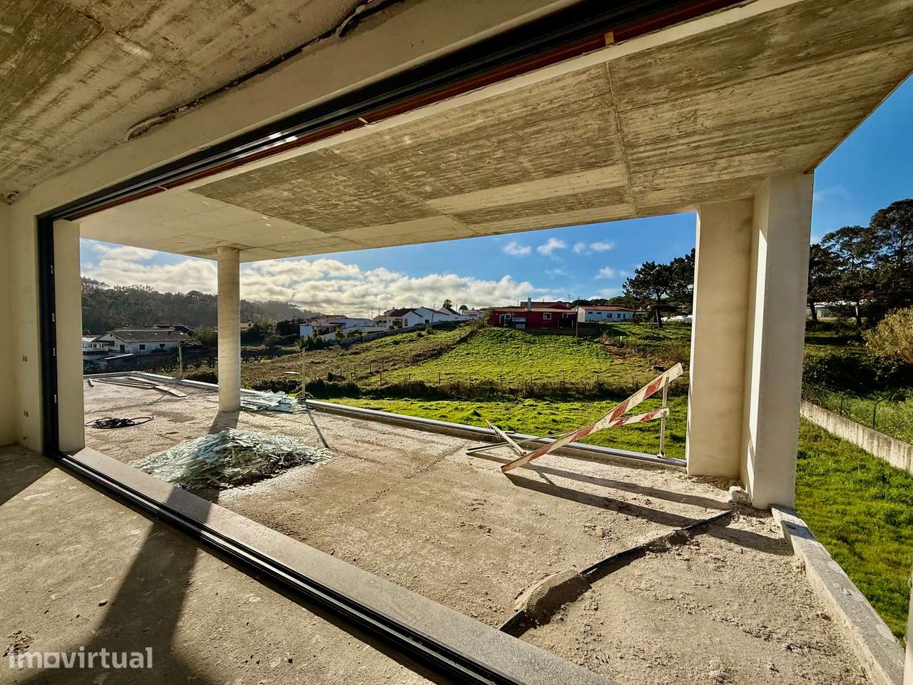 Moradia T4 com garagem e piscina - Salir de Matos, Caldas da Rainha - Grande imagem: 3/21