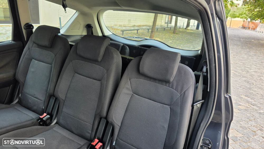 Ford S-Max 1.8 TDCi Titanium 7L - 6