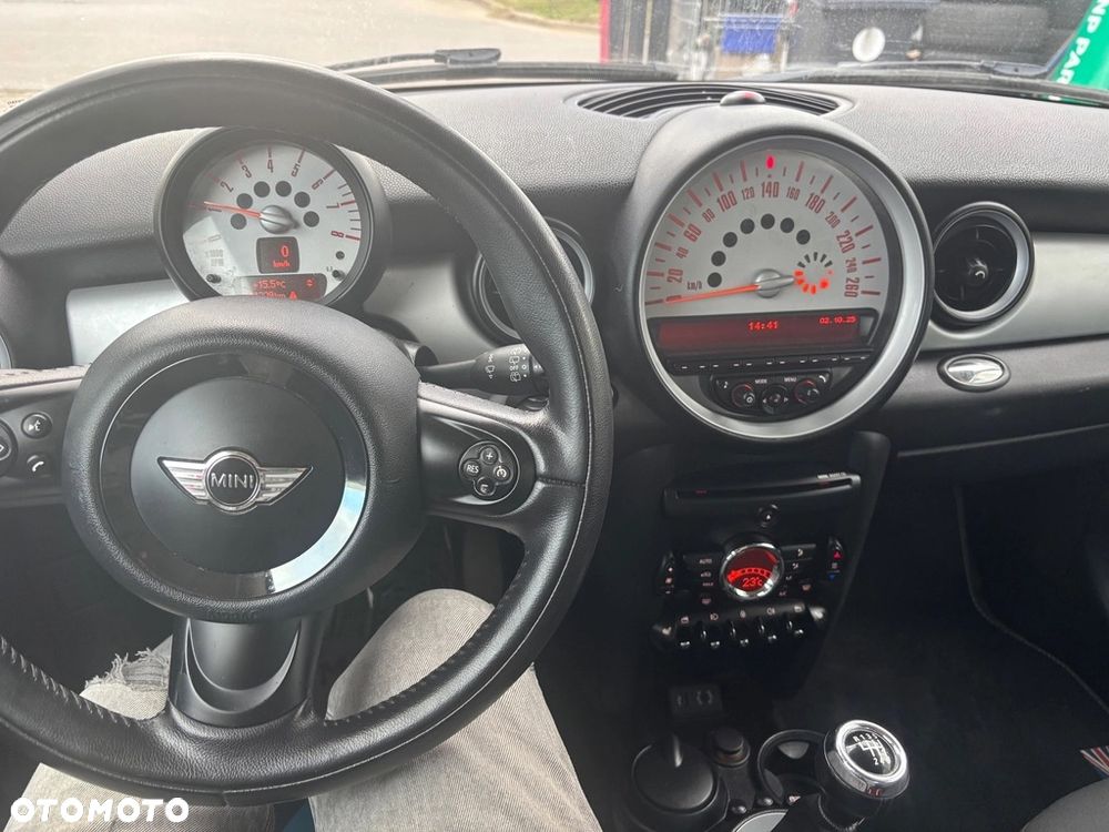 MINI ONE Standard - 13