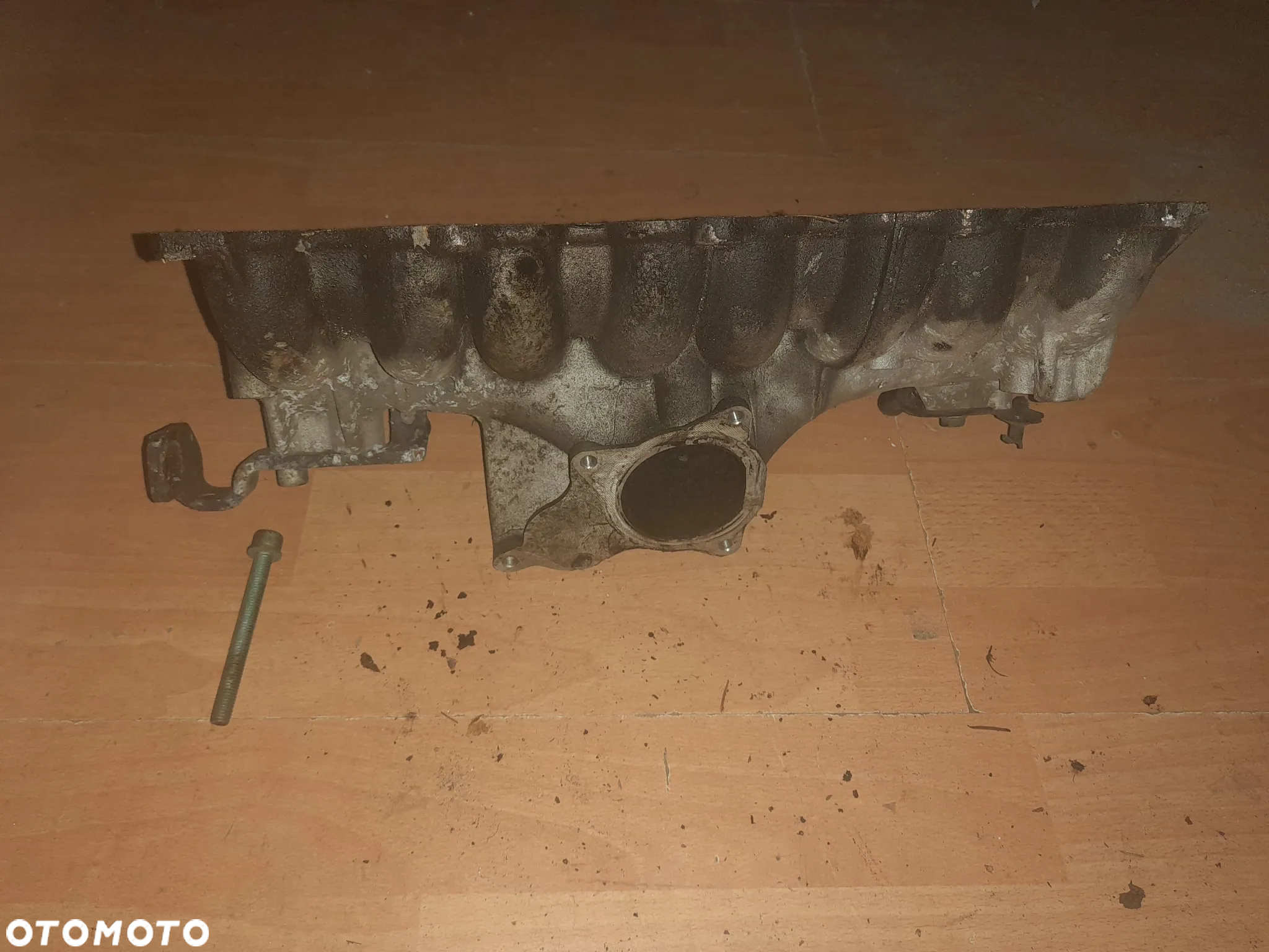 Kolektor ssący 2.0 TDI BKD VW - 3
