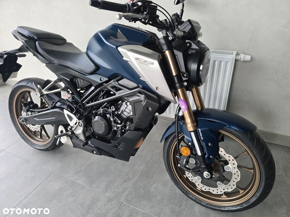 Honda CB - 27