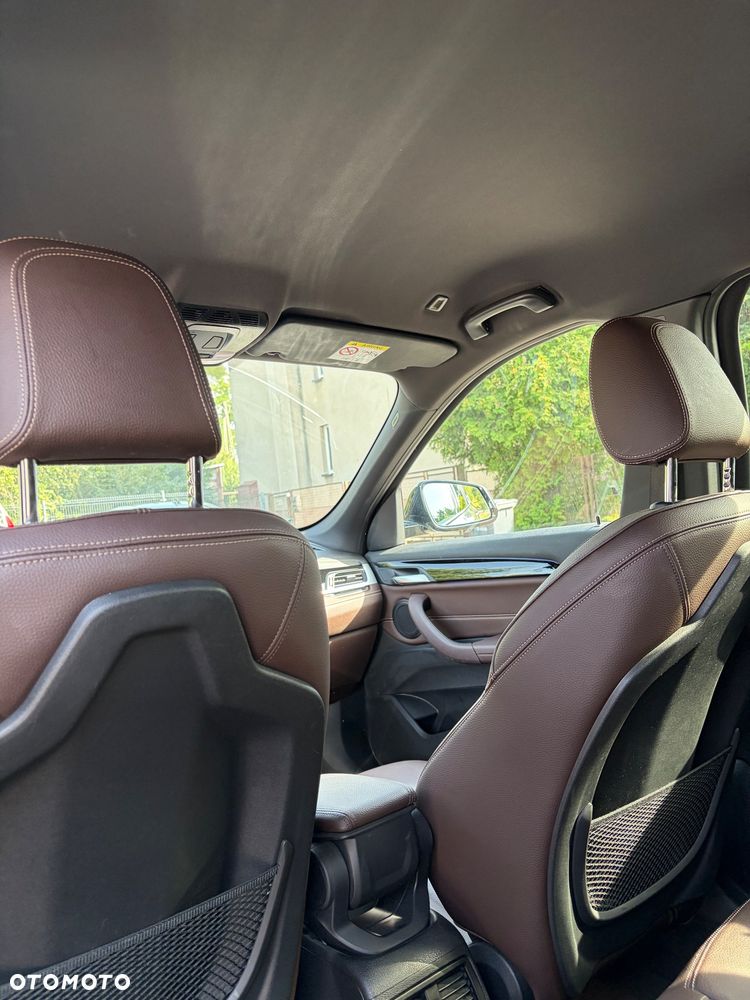 BMW X1 xDrive20i M Sport - 14